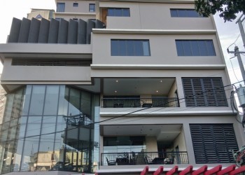 Shang Regency During Construction